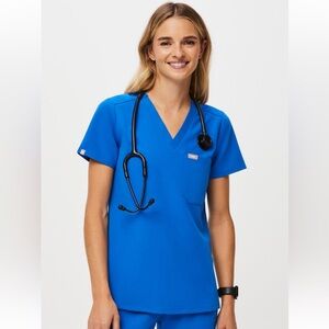Brand new Figs scrub top size S (Never worn!)